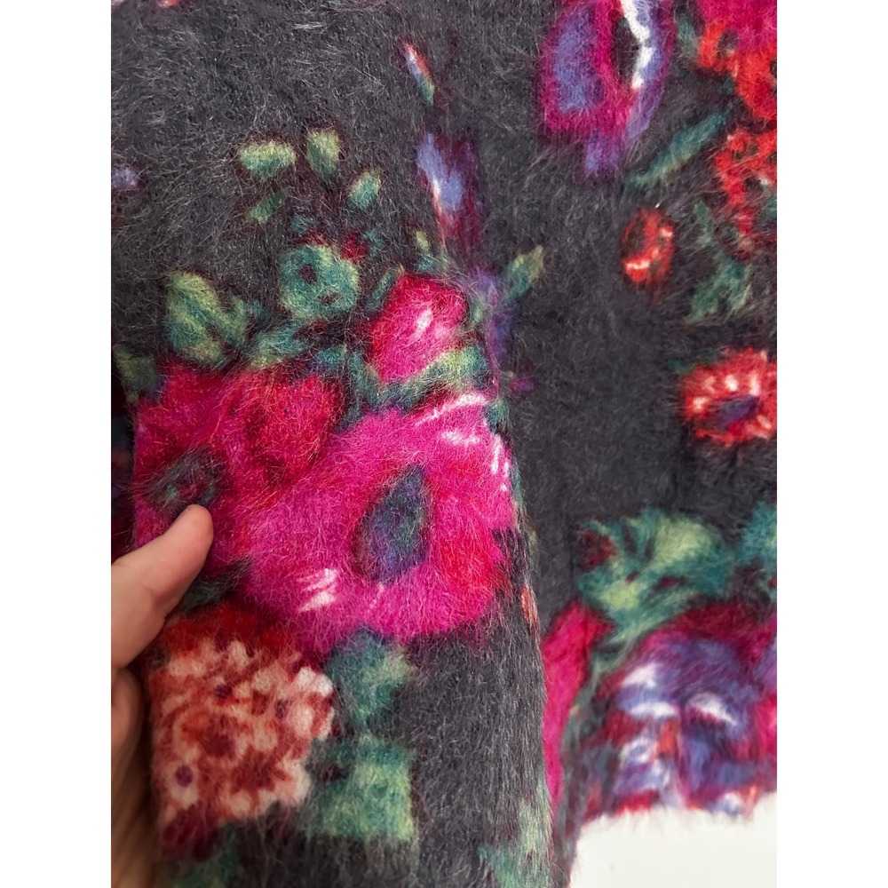 Meadow Rue Anthropologie Ariel Floral Eyelash Knit Fuzzy Sweater Grey Pink XS - Picture 3 of 7
